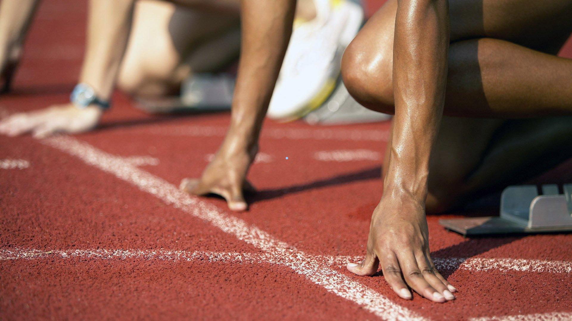  爱游戏体育|破晓铁帅！阿韦洛亚清晨6:57独闯训练基地引爆季前备战